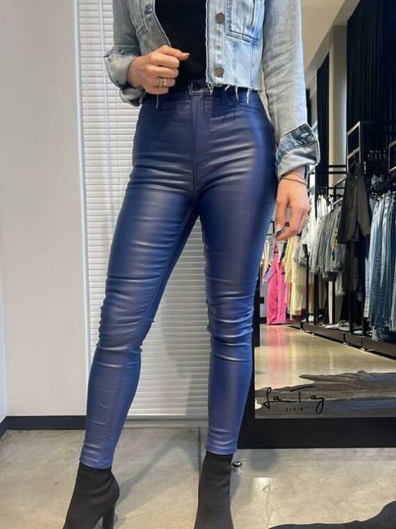 calça resinada azul