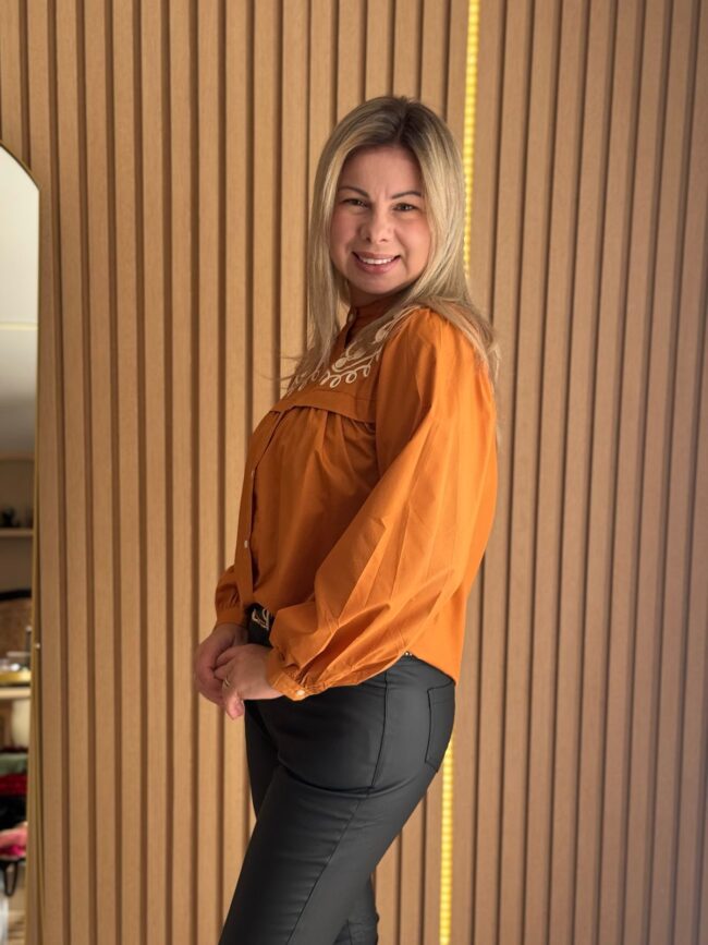 Camisa bordada Melissa - Image 2