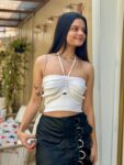 Cropped em tricô amarrações Branco