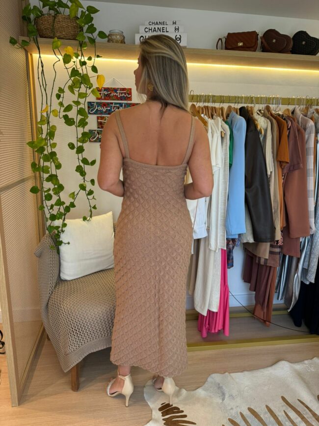 Vestido Midi Tricot Escama Marrom - Image 3