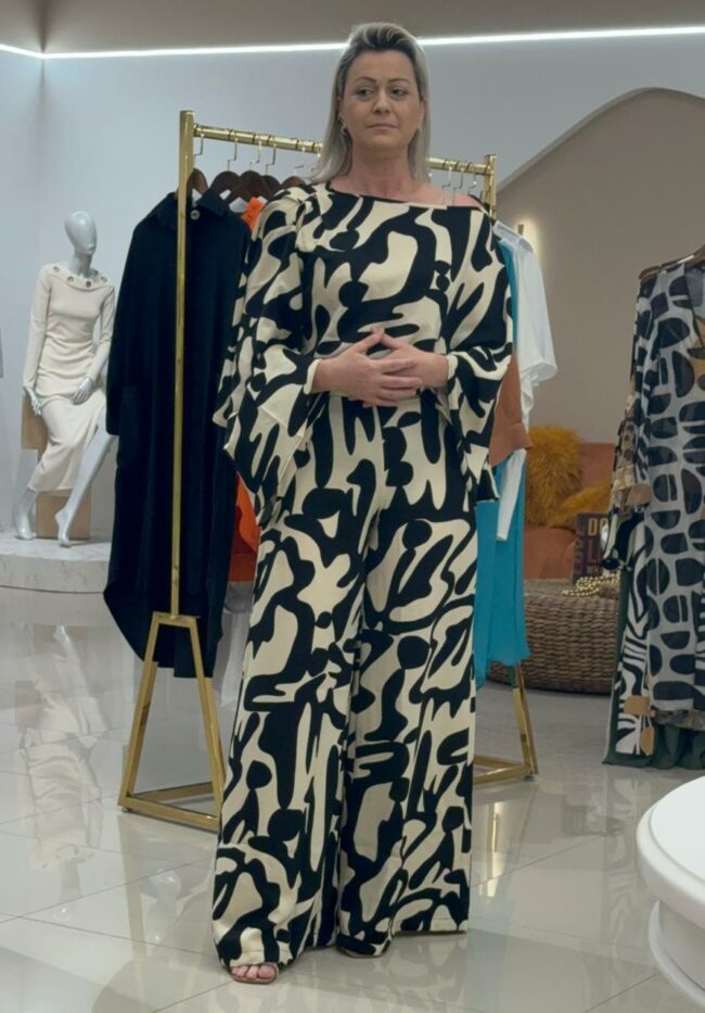 Conjunto Estampado Agathá Preto - Santa Senhorita - Image 3