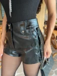 Short Couro Kim Preto - Pimpnella - Image 2