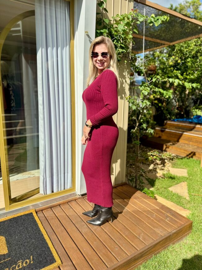 Vestido Clarissa em Tricô Marsala - Image 2