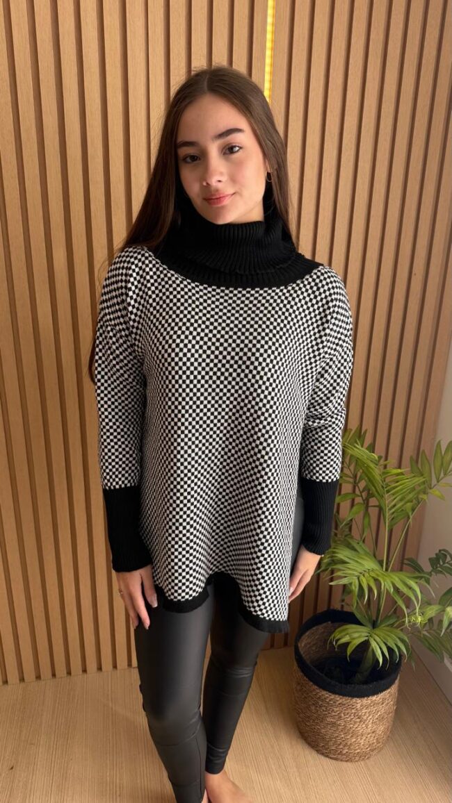 Blusa feminina em modal Estela Preta