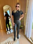 Calça Preta Feminina Recortes
