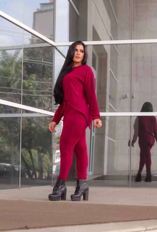 Conjunto de moletom feminino Carolina Vermelho - Image 2