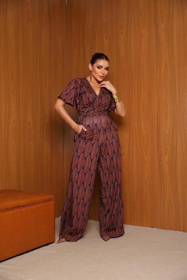 Conjunto feminino Laura Marrom