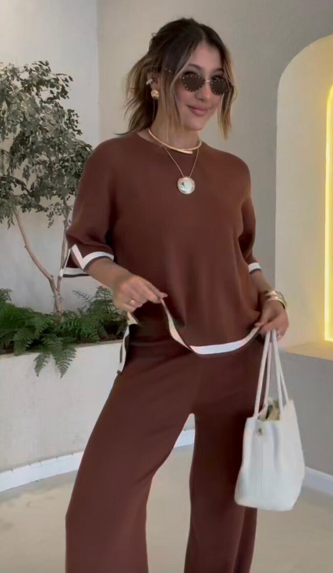 Conjunto de moletom feminino Isabel Marrom