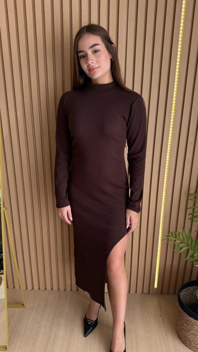 Vestido Canelado Feminino Marrom