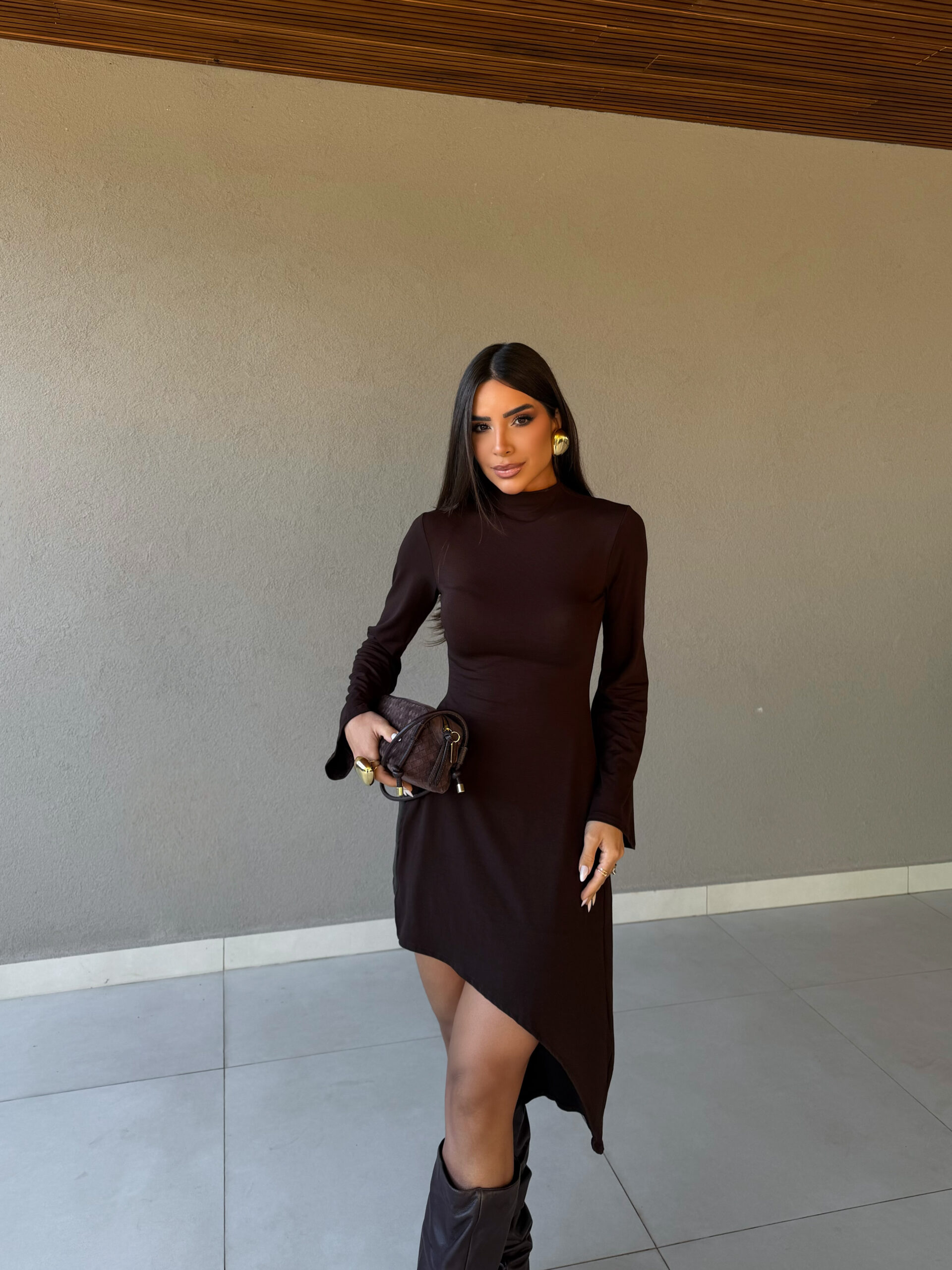 Blusa Assimétrica Marrom